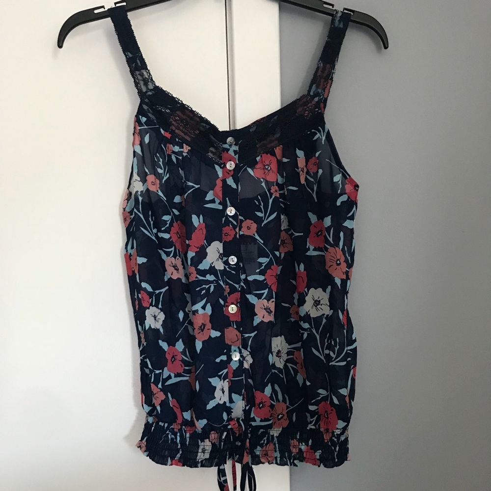 Floral top - Picture 2 of 4